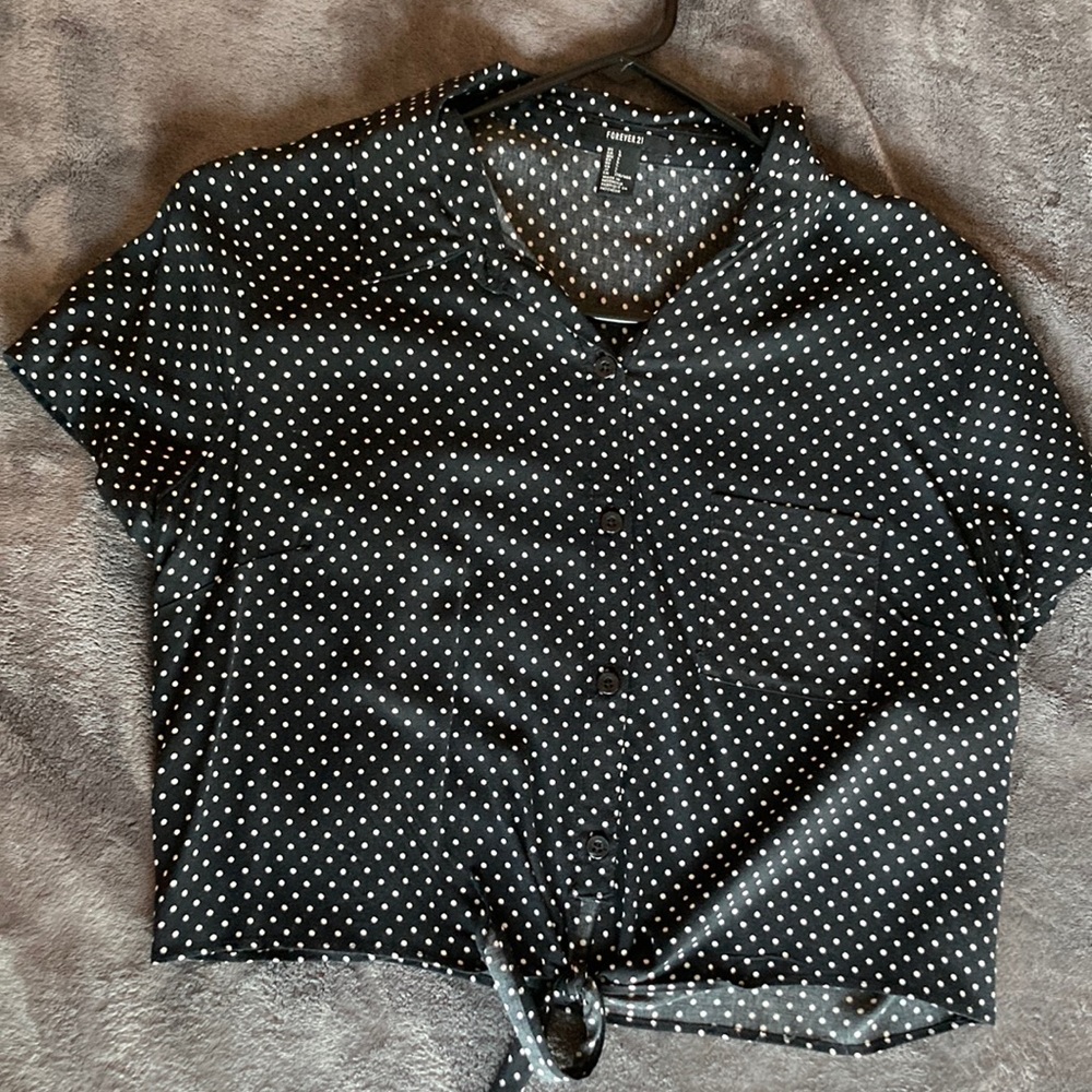 Forever 21 Polka Dot Blouse, fits well/comfortable on M sized